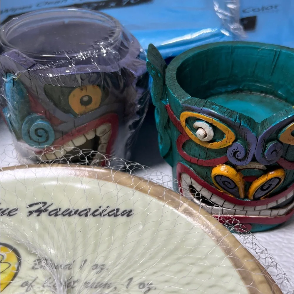 Colorful Barware and Tablecloth Party Supplies Set